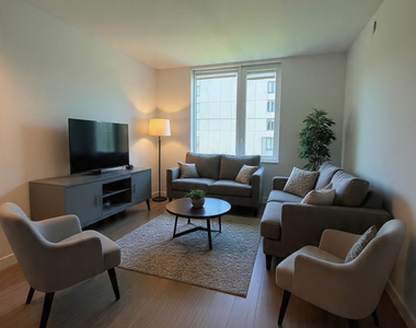 30-77 Vernon Boulevard - Photo Thumbnail 1