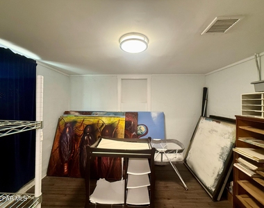 1214 N Kansas Street - Photo Thumbnail 19