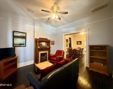 1214 N Kansas Street - Photo Thumbnail 16