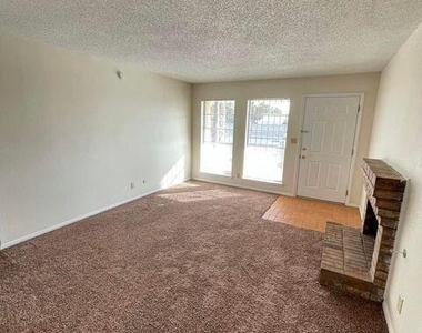 1901 Lee Elder Drive - Photo Thumbnail 5