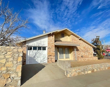 1901 Lee Elder Drive - Photo Thumbnail 2