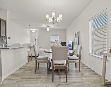 5064 Andrew Jorel Drive - Photo Thumbnail 9