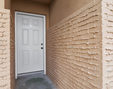 2413 Copper Avenue - Photo Thumbnail 6
