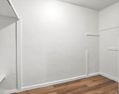 2413 Copper Avenue - Photo Thumbnail 22