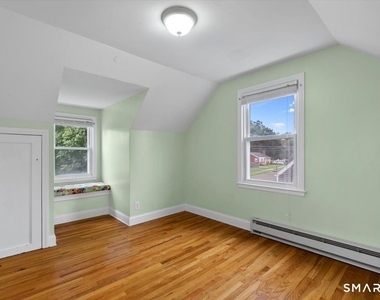 106 Winter Street - Photo Thumbnail 12