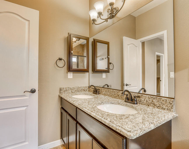 14311 East Cave Avenue - Photo Thumbnail 23