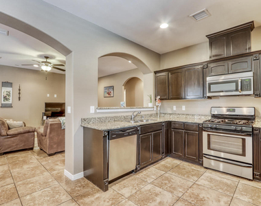 14311 East Cave Avenue - Photo Thumbnail 8