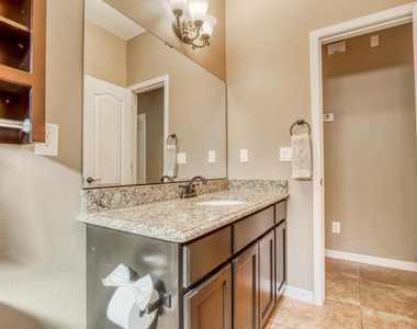 14311 East Cave Avenue - Photo Thumbnail 30