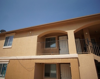 3400 Blue Earth Lane - Photo Thumbnail 1