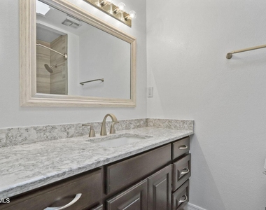 10222 Dunbarton Drive - Photo Thumbnail 10