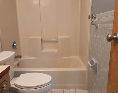 43 Framingham Drive - Photo Thumbnail 12
