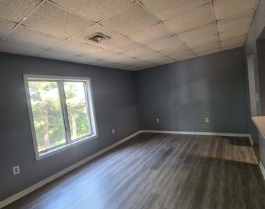 43 Framingham Drive - Photo Thumbnail 9