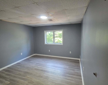 43 Framingham Drive - Photo Thumbnail 11