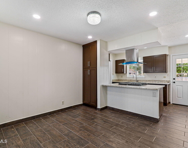 2608 Dan Sikes Drive - Photo Thumbnail 5