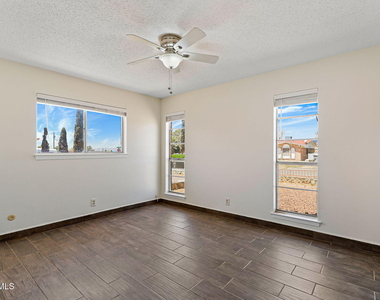 2608 Dan Sikes Drive - Photo Thumbnail 14