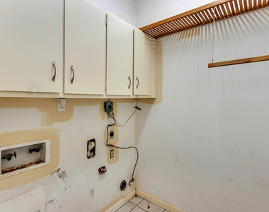 301 Los Nietos Court - Photo Thumbnail 27