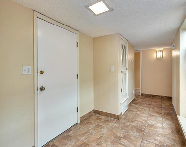 301 Los Nietos Court - Photo Thumbnail 13