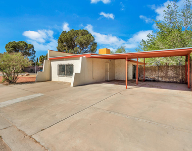 301 Los Nietos Court - Photo Thumbnail 38