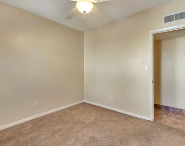 301 Los Nietos Court - Photo Thumbnail 29