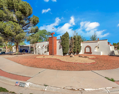 301 Los Nietos Court - Photo Thumbnail 2