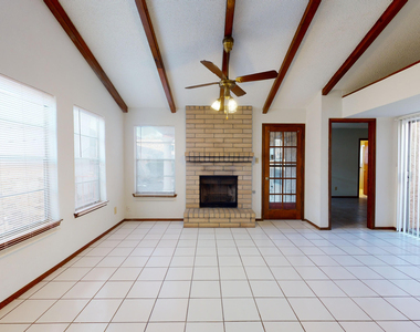 909 Tepic Drive - Photo Thumbnail 6