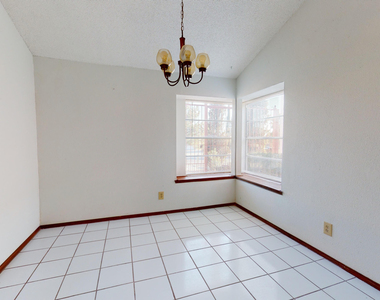 909 Tepic Drive - Photo Thumbnail 13
