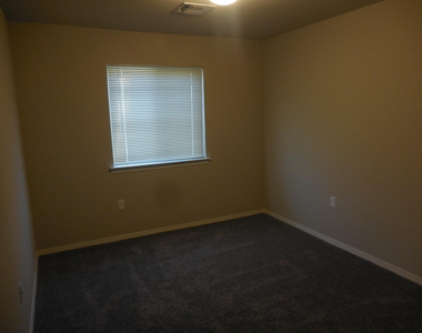 11605 Flor Cedro Place - Photo Thumbnail 12