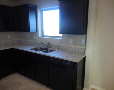 11605 Flor Cedro Place - Photo Thumbnail 6