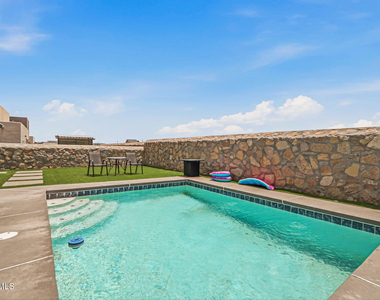 13066 Grantham Lane - Photo Thumbnail 5