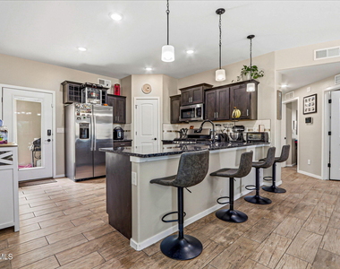 13066 Grantham Lane - Photo Thumbnail 28