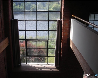68 Thermos Avenue - Photo Thumbnail 3