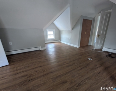 200 Ogden Street - Photo Thumbnail 9