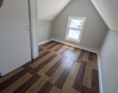 200 Ogden Street - Photo Thumbnail 10