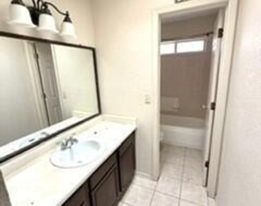 11649 Norman Montion Drive - Photo Thumbnail 5