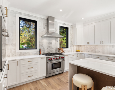 31 Gray Farms Road - Photo Thumbnail 10