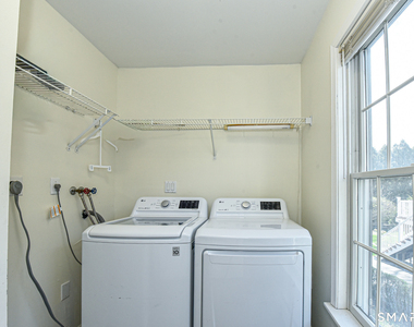 5 Moody Avenue - Photo Thumbnail 12