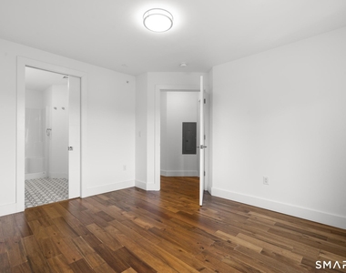 245 Main Street - Photo Thumbnail 20