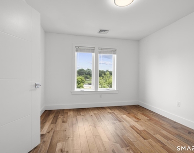 245 Main Street - Photo Thumbnail 22