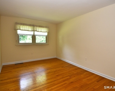 1 Romindon Court - Photo Thumbnail 20