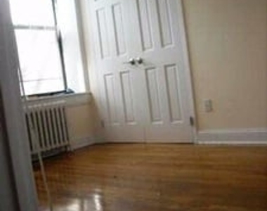 East 13th Street - Photo Thumbnail 6