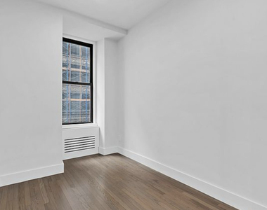 121 Madison Avenue - Photo Thumbnail 3