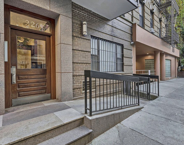 226 East 25th Street - Photo Thumbnail 6