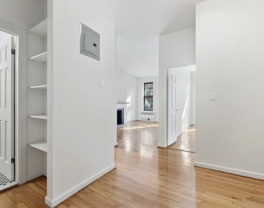 414 East 84th Street - Photo Thumbnail 2