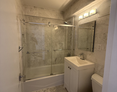 305 West 13th Street - Photo Thumbnail 13