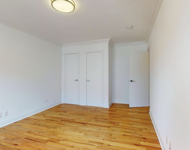 305 West 13th Street - Photo Thumbnail 5