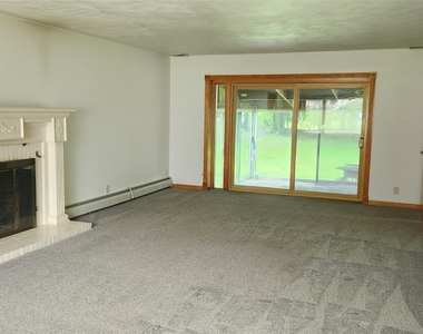 77 Riverside Drive - Photo Thumbnail 38