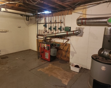 77 Riverside Drive - Photo Thumbnail 28