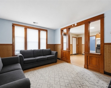 26 Milnor Avenue - Photo Thumbnail 4