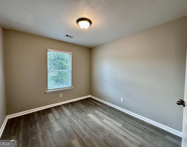 706 Keeshono Street - Photo Thumbnail 15