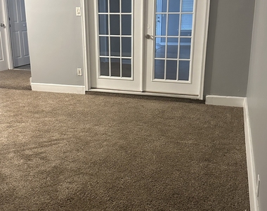 1630 Isleworth Circle - Photo Thumbnail 28